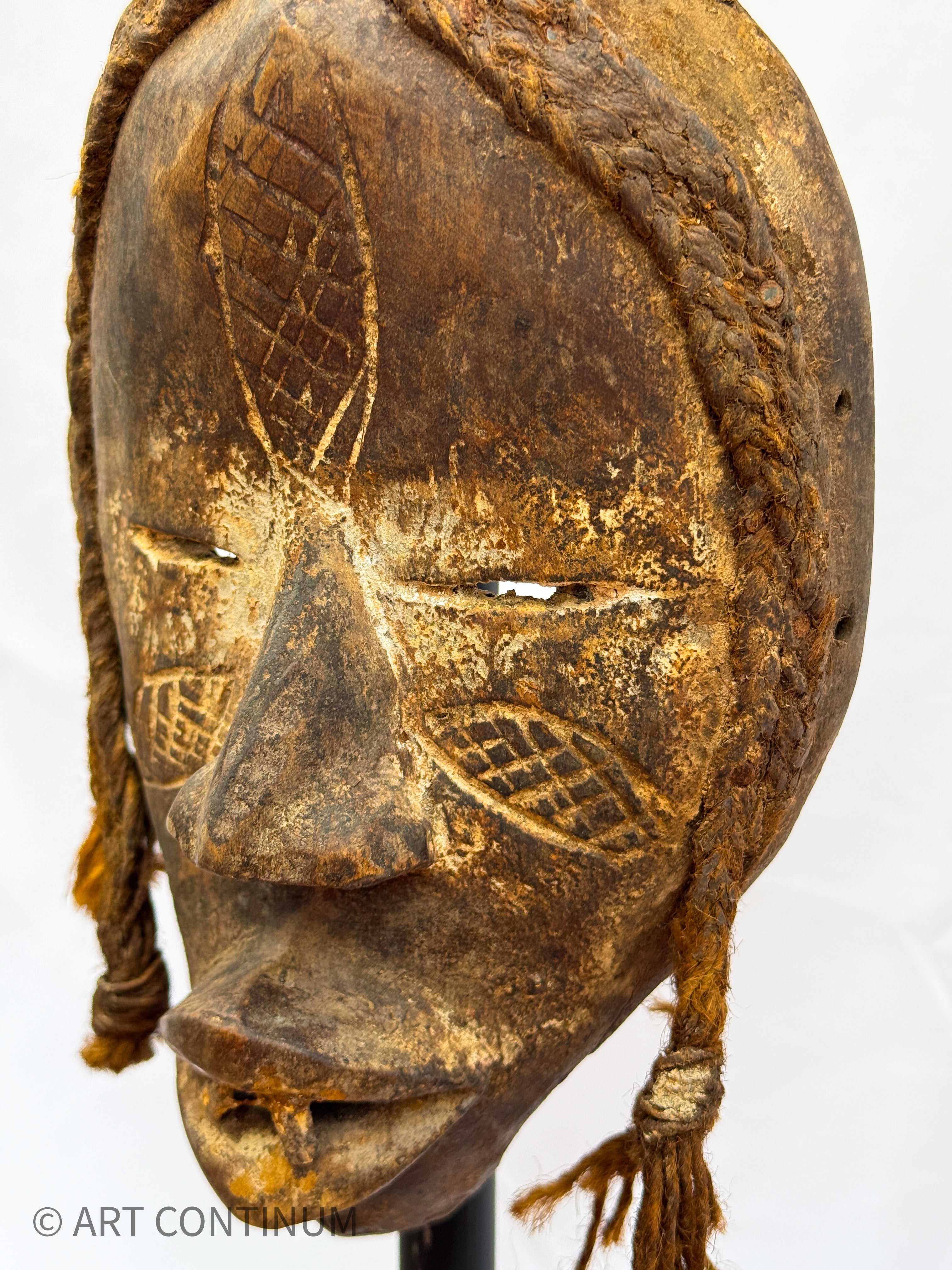 Ancestral mask from the Chokwe Mwana Pwo Mask people